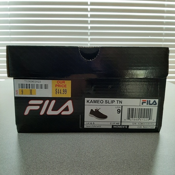 FILA Burgundy running shoes - Picture 8 of 8